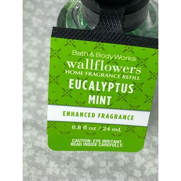 Bath and Body Works ELEPHANT Wallflower and 4 EUCALYPTUS MINT Refills - Picture 4 of 11